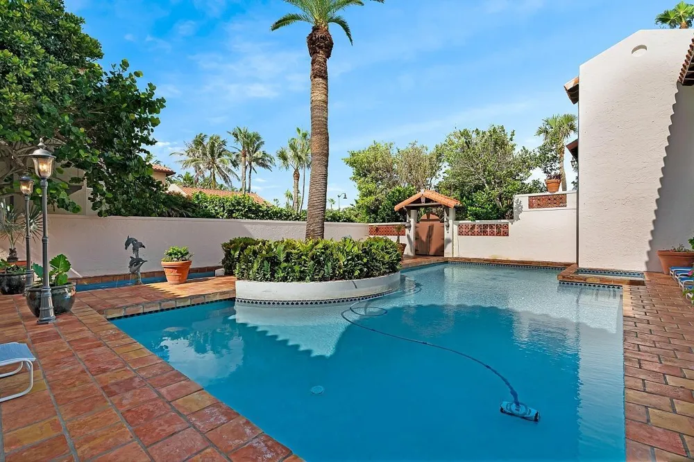 1 Ocean Lane Manalapan, FL 33462