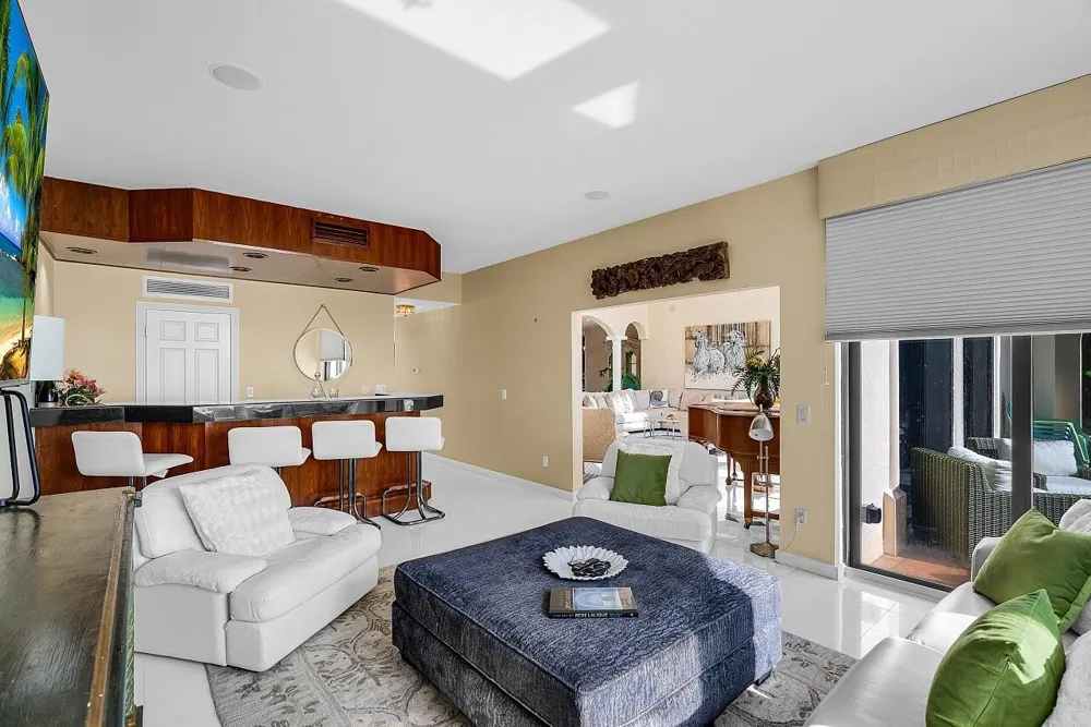 1 Ocean Lane Manalapan, FL 33462