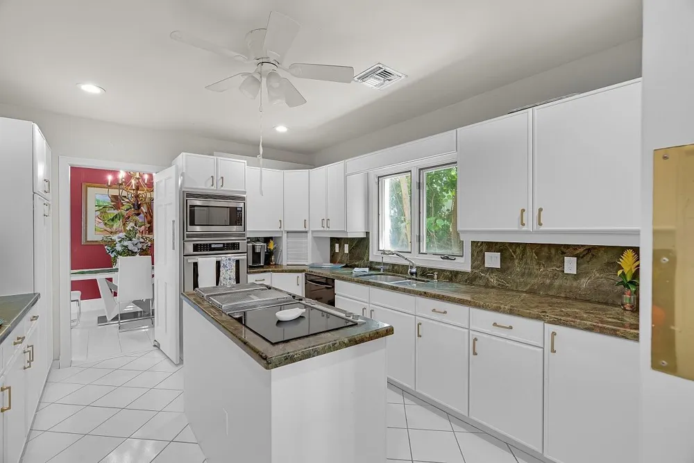 1 Ocean Lane Manalapan, FL 33462