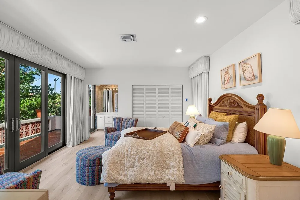1 Ocean Lane Manalapan, FL 33462