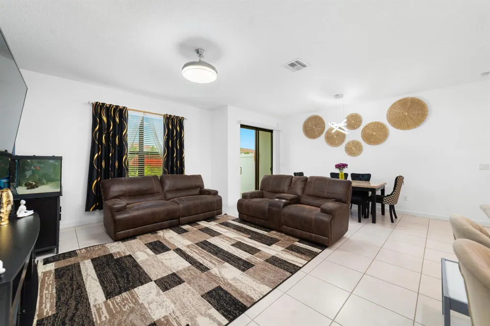 2024 Sugar Maple Drive Riviera Beach, FL 33410