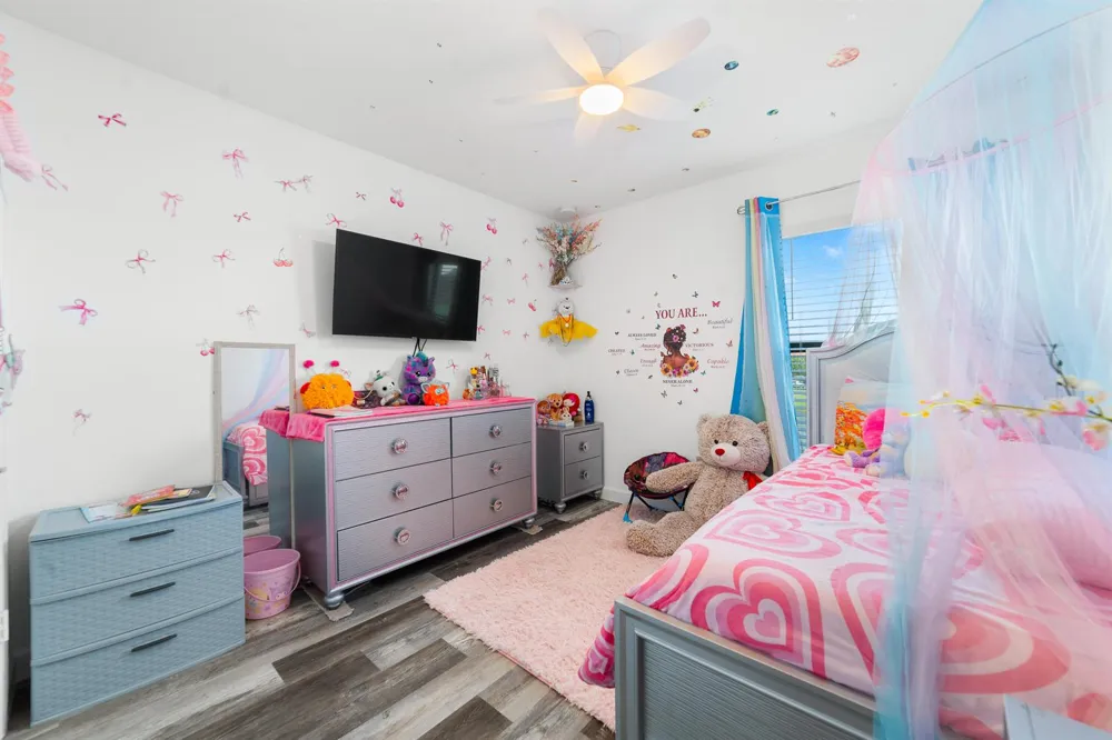 2024 Sugar Maple Drive Riviera Beach, FL 33410