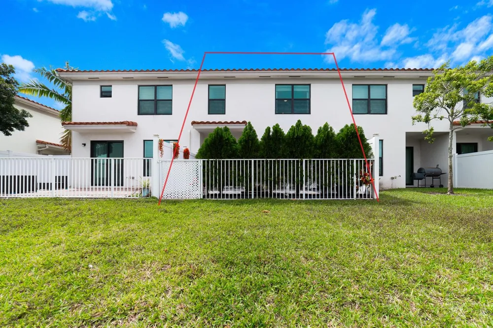 2024 Sugar Maple Drive Riviera Beach, FL 33410
