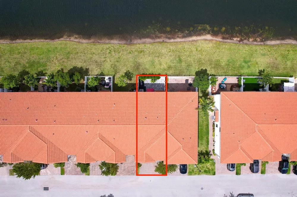 2024 Sugar Maple Drive Riviera Beach, FL 33410