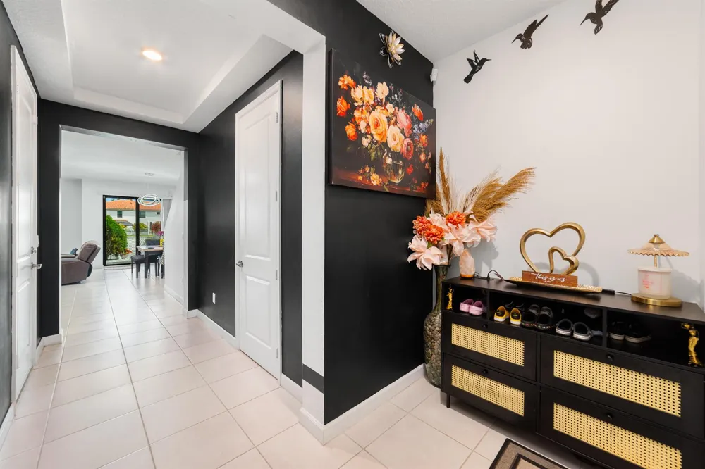 2024 Sugar Maple Drive Riviera Beach, FL 33410