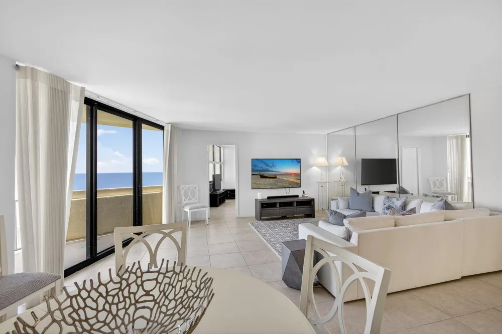 2800 Ocean Drive #B24d Singer Island, FL 33404