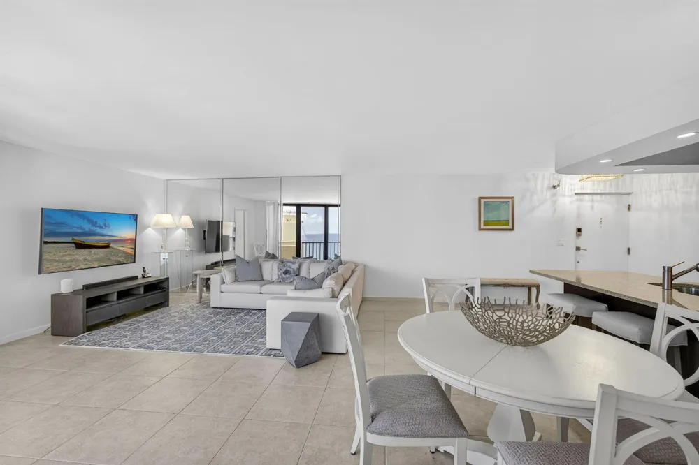 2800 Ocean Drive #B24d Singer Island, FL 33404