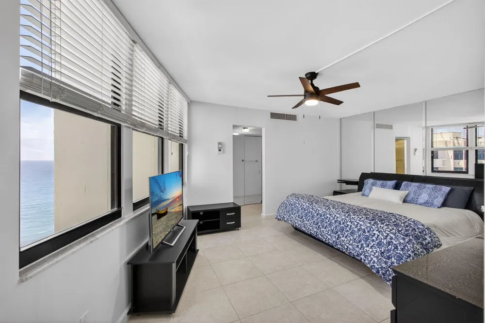 2800 Ocean Drive #B24d Singer Island, FL 33404