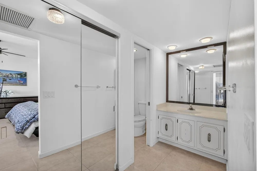 2800 Ocean Drive #B24d Singer Island, FL 33404