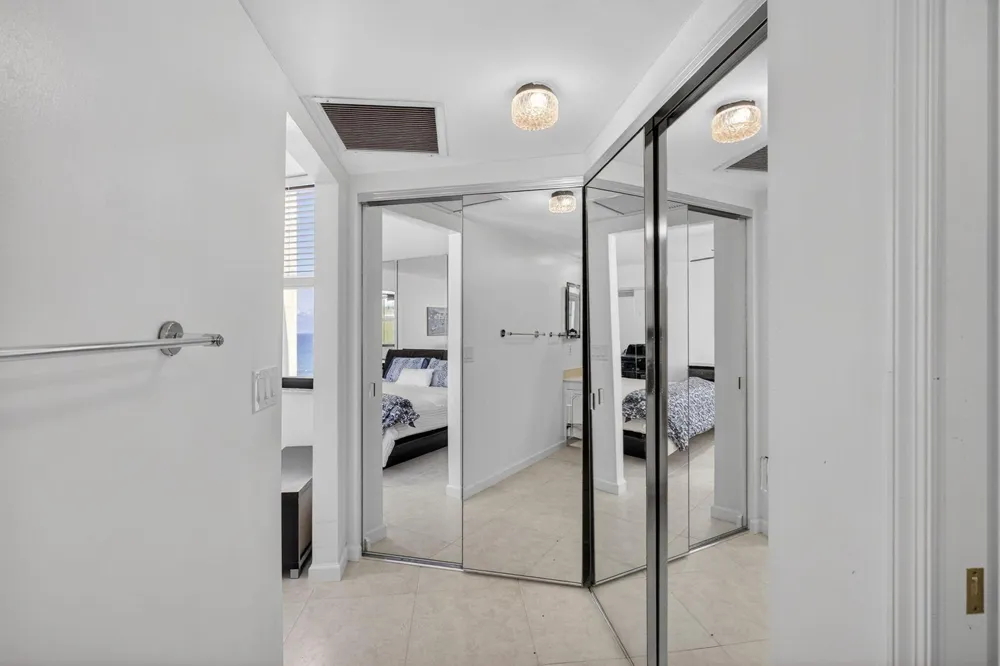 2800 Ocean Drive #B24d Singer Island, FL 33404
