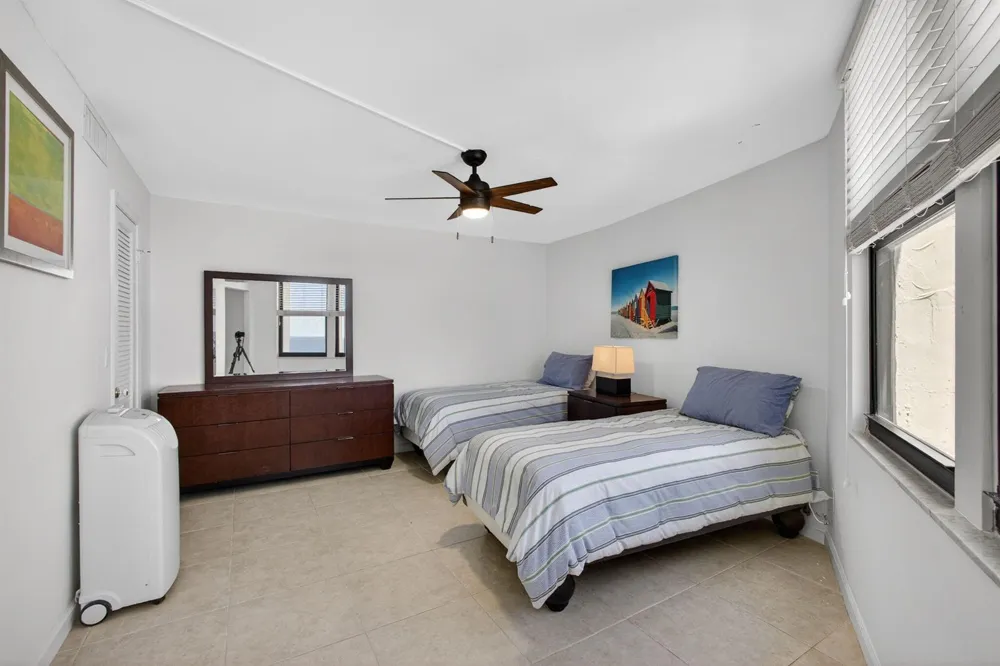 2800 Ocean Drive #B24d Singer Island, FL 33404