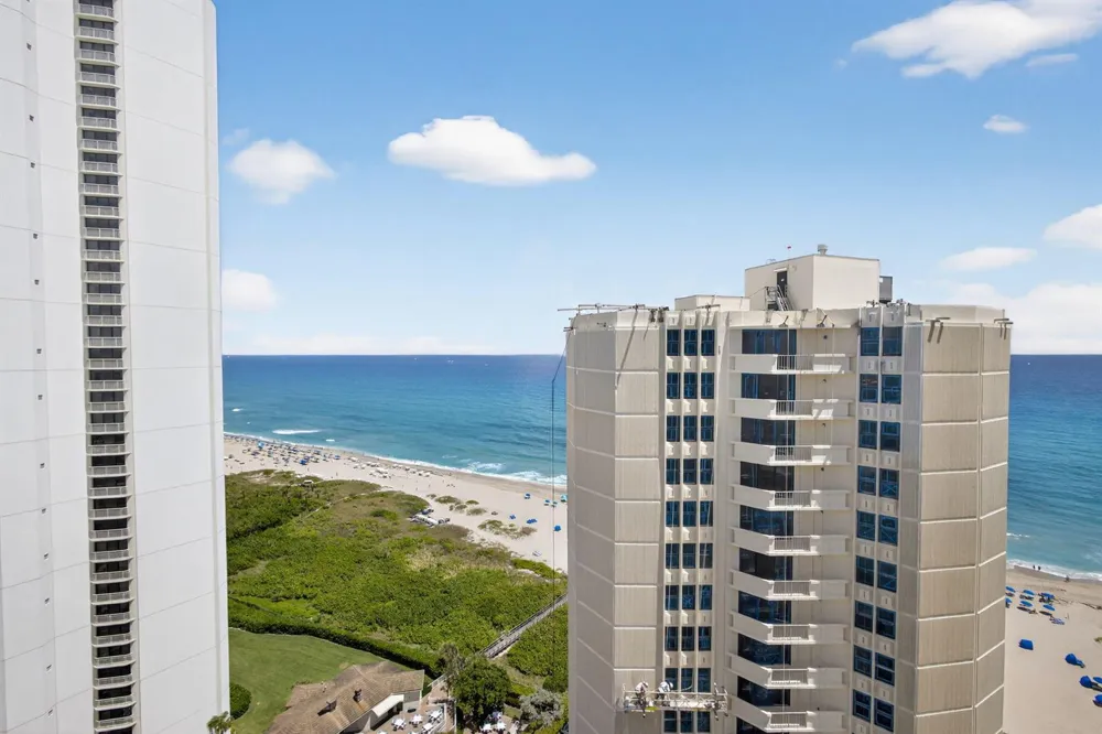 2800 Ocean Drive #B24d Singer Island, FL 33404
