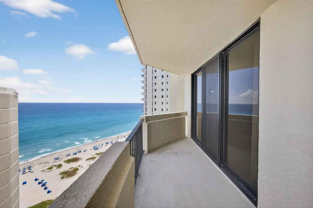 2800 Ocean Drive #B24d Singer Island, FL 33404