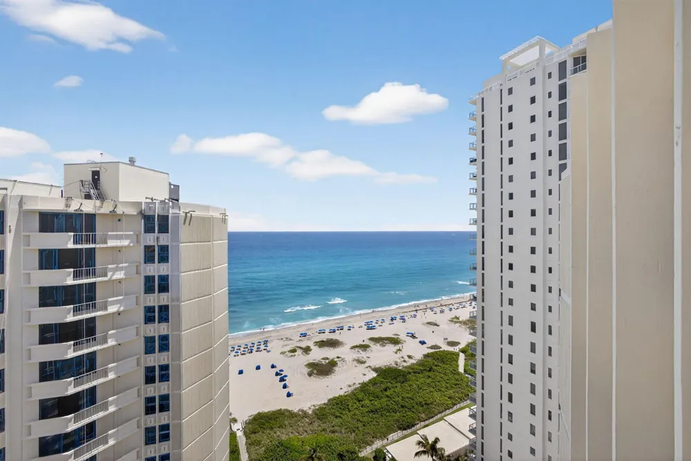 2800 Ocean Drive #B24d Singer Island, FL 33404