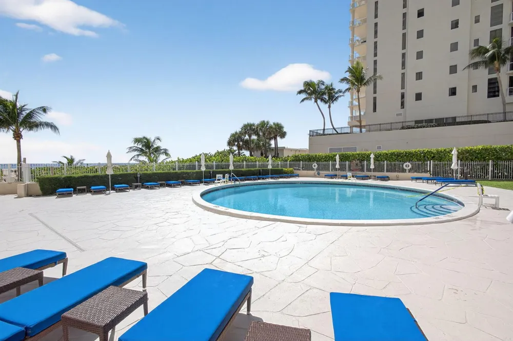 2800 Ocean Drive #B24d Singer Island, FL 33404