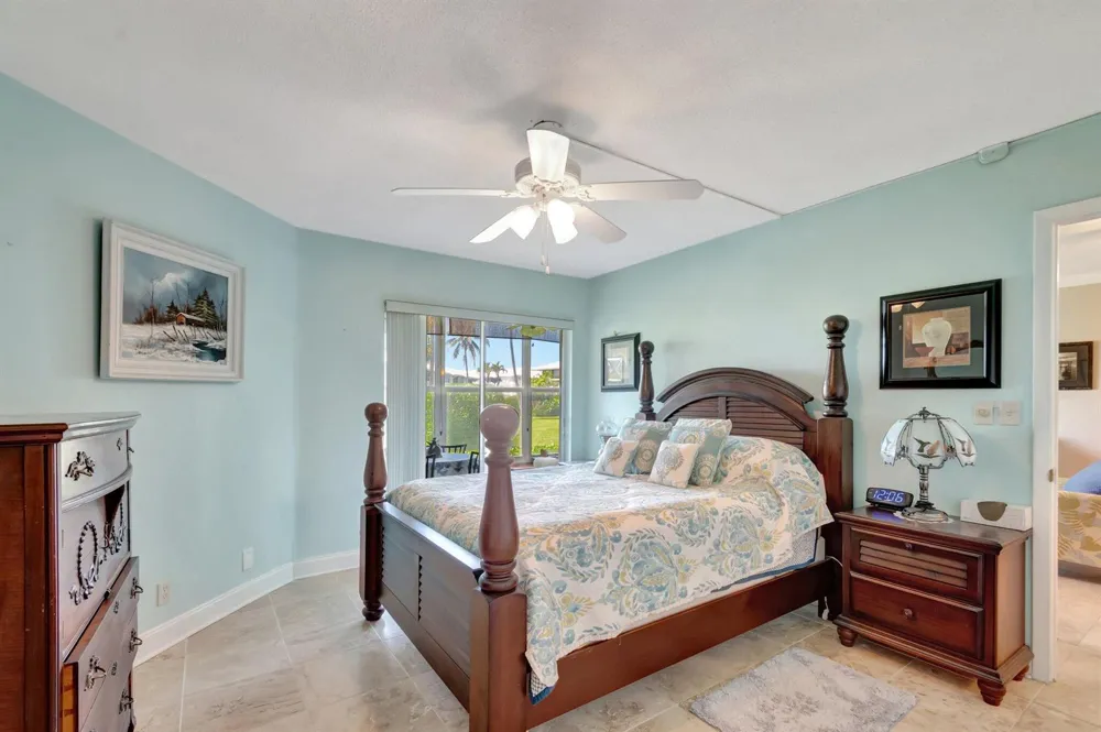5550 Ocean Boulevard #107 Ocean Ridge, FL 33435