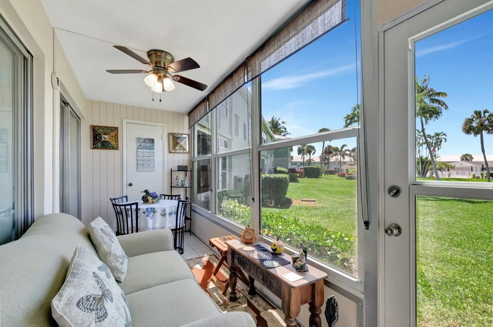 5550 Ocean Boulevard #107 Ocean Ridge, FL 33435