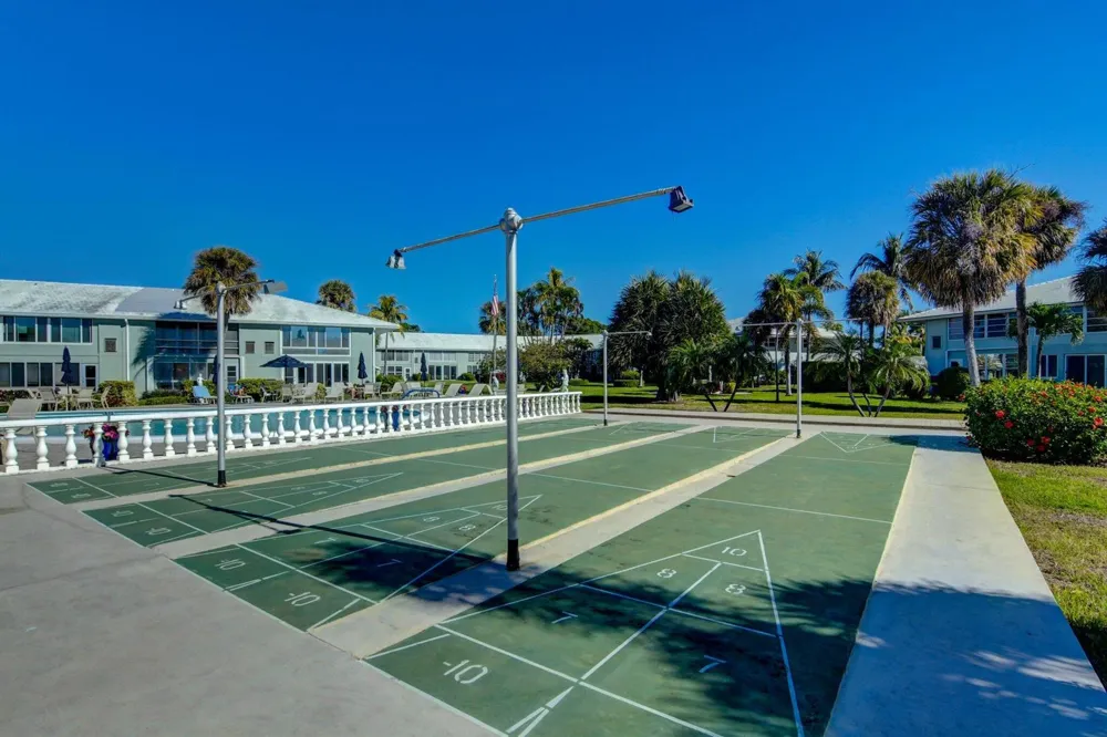5550 Ocean Boulevard #107 Ocean Ridge, FL 33435
