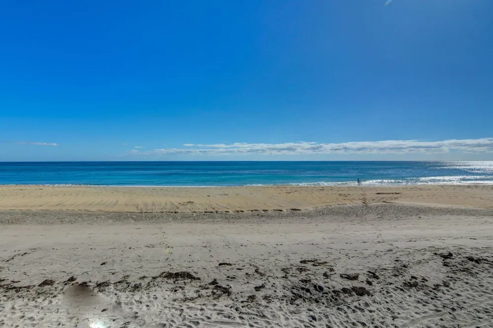 5550 Ocean Boulevard #107 Ocean Ridge, FL 33435