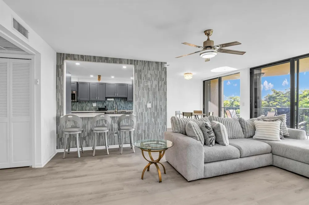 859 Jeffery Street SE #5090 Boca Raton, FL 33487