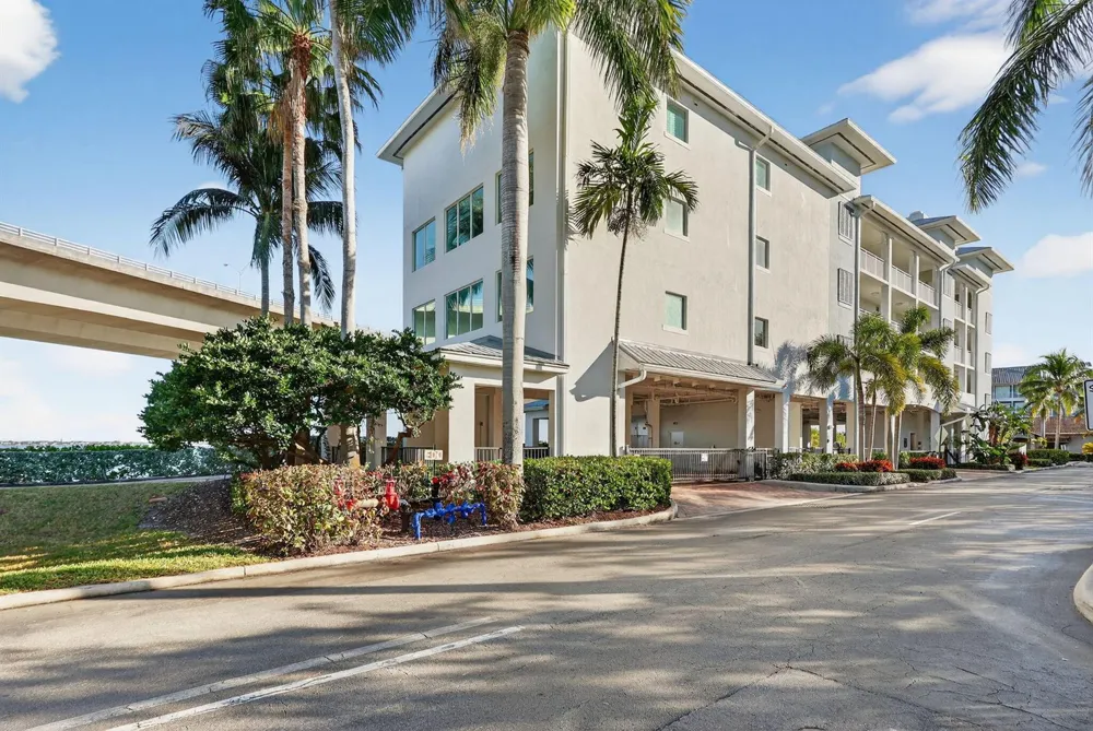 415 NW Flagler Avenue #403 Stuart, FL 34994