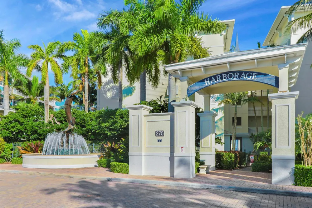 415 NW Flagler Avenue #403 Stuart, FL 34994