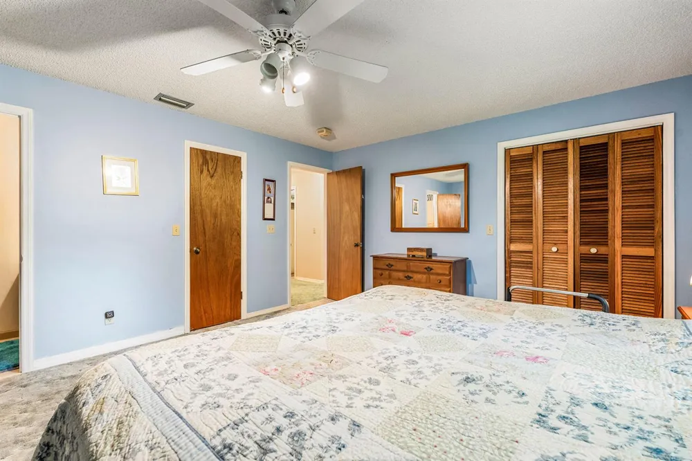 4153 1st Street SW Vero Beach, FL 32968
