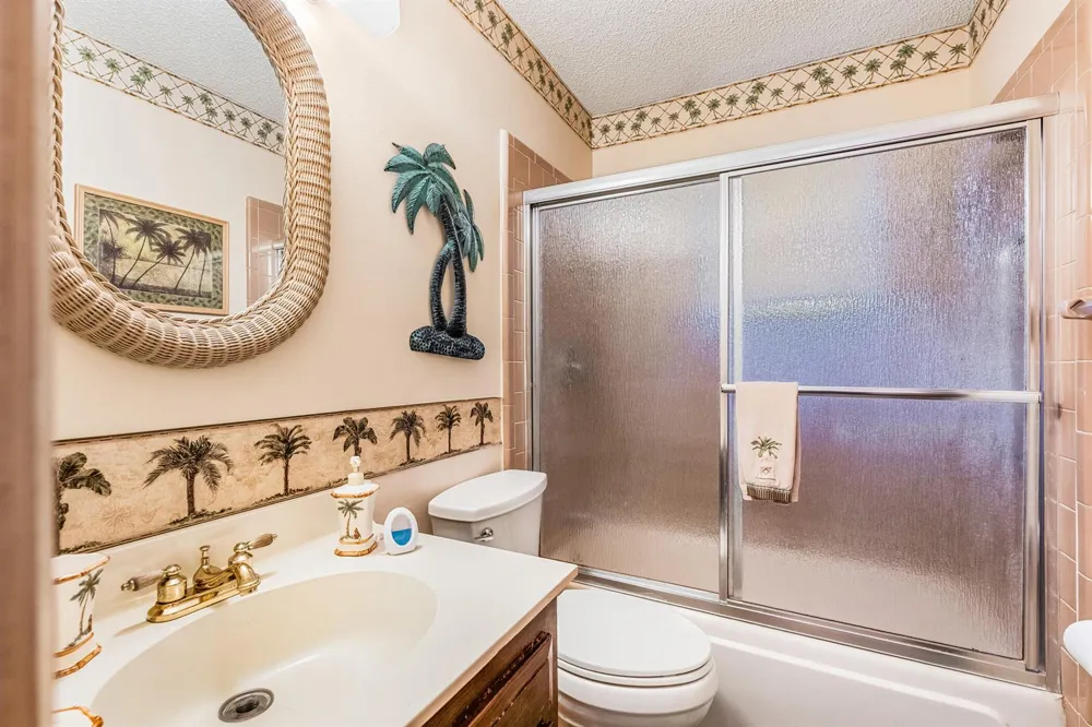 4153 1st Street SW Vero Beach, FL 32968