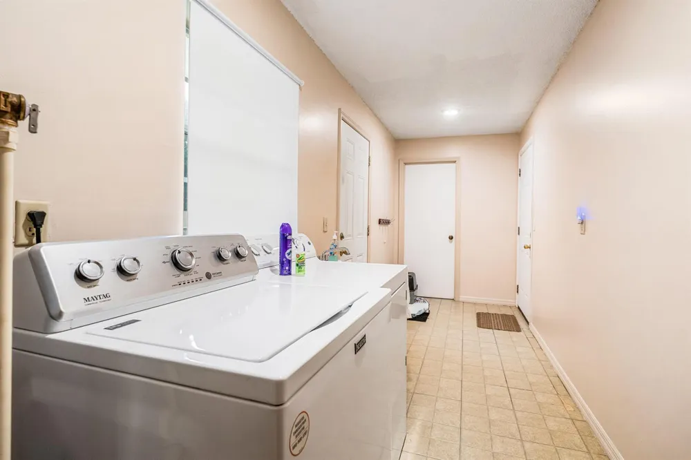 4153 1st Street SW Vero Beach, FL 32968