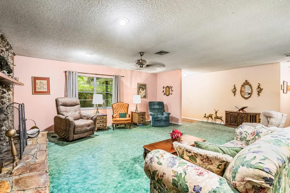 4153 1st Street SW Vero Beach, FL 32968