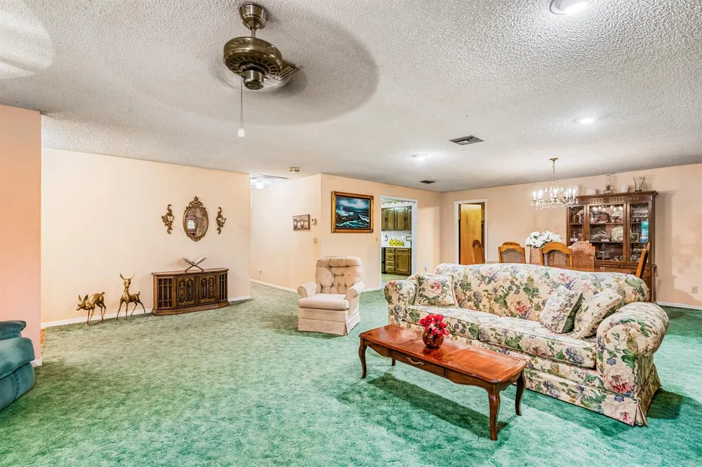 4153 1st Street SW Vero Beach, FL 32968