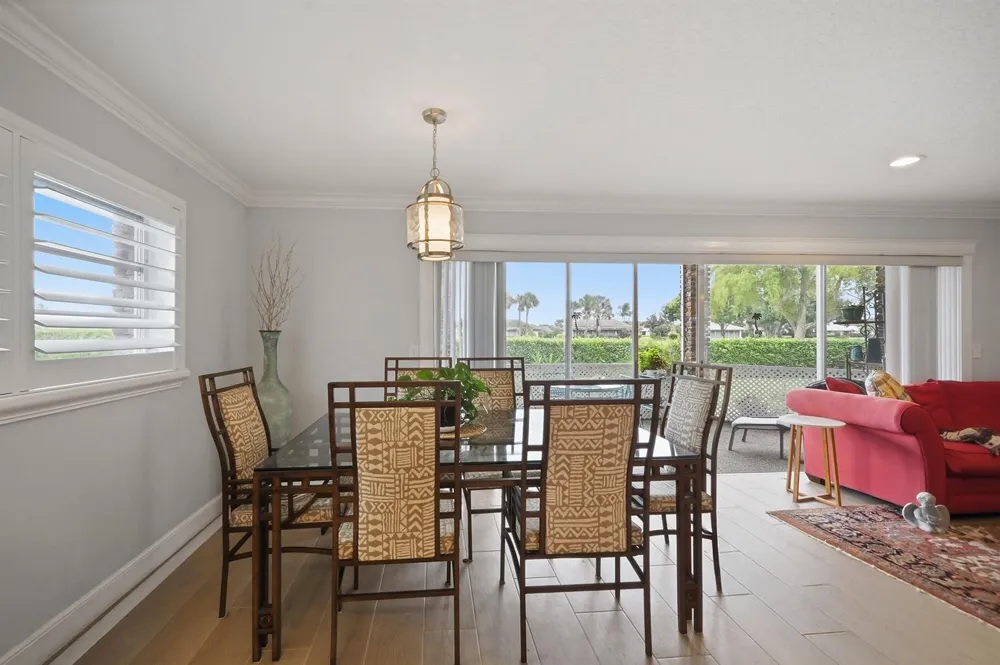 324 Orange Tree Drive #4 Atlantis, FL 33462