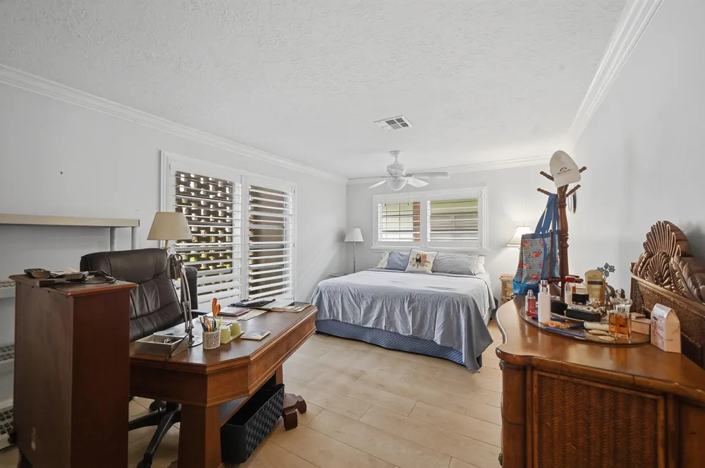 324 Orange Tree Drive #4 Atlantis, FL 33462