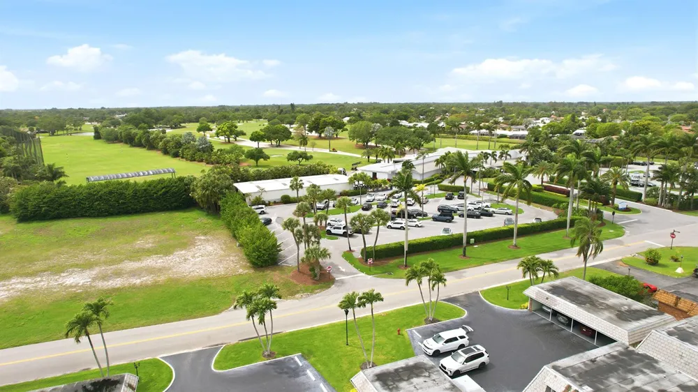 324 Orange Tree Drive #4 Atlantis, FL 33462