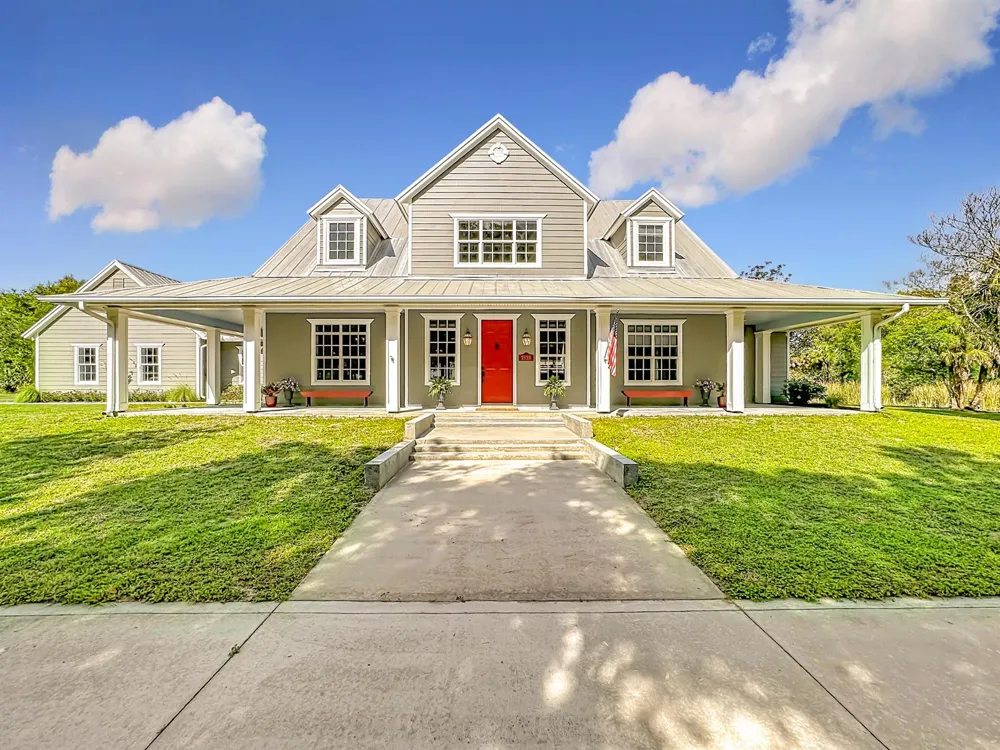 2135 55th Avenue SW Vero Beach, FL 32968