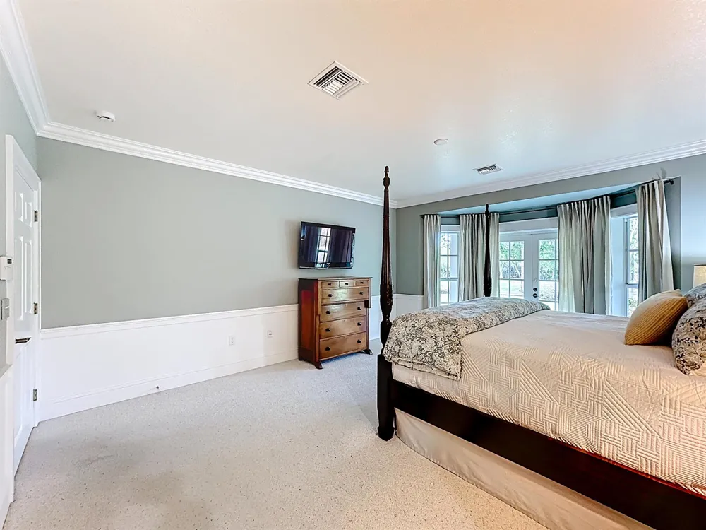 2135 55th Avenue SW Vero Beach, FL 32968