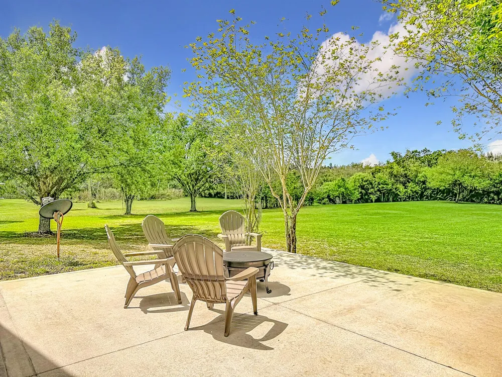 2135 55th Avenue SW Vero Beach, FL 32968