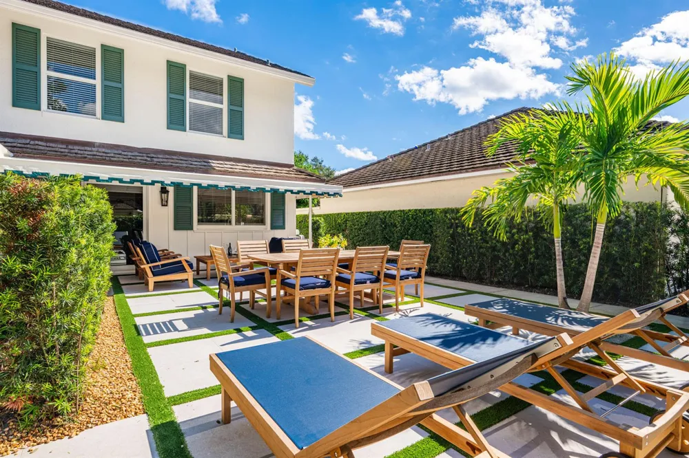 11352 Briarwood Place North Palm Beach, FL 33408