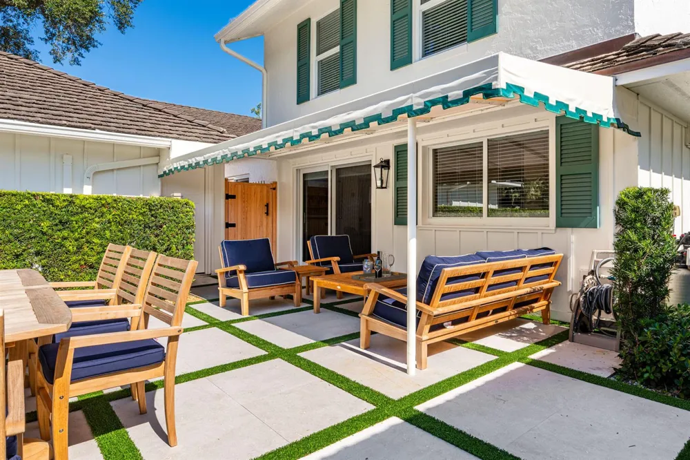 11352 Briarwood Place North Palm Beach, FL 33408