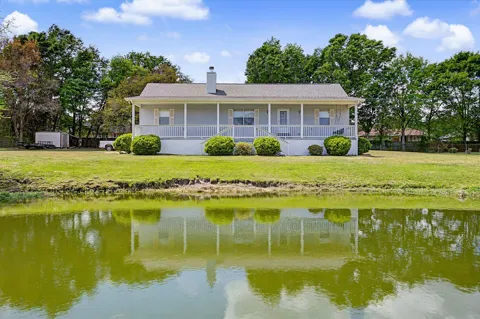 7327 Glidden Lane
