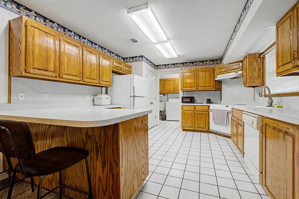 7327 Glidden Lane 
