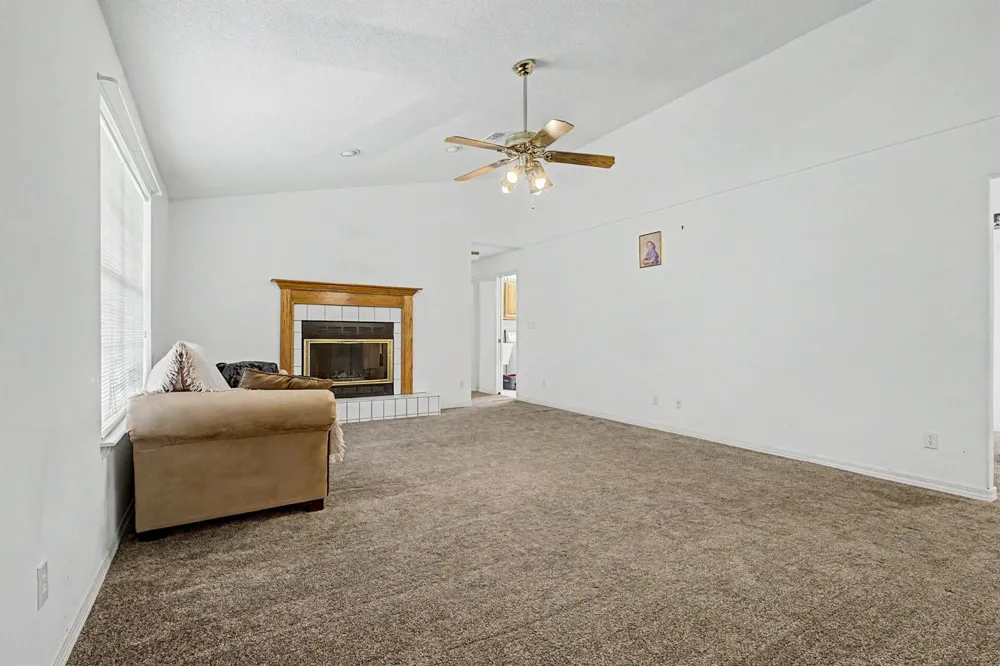 7327 Glidden Lane 