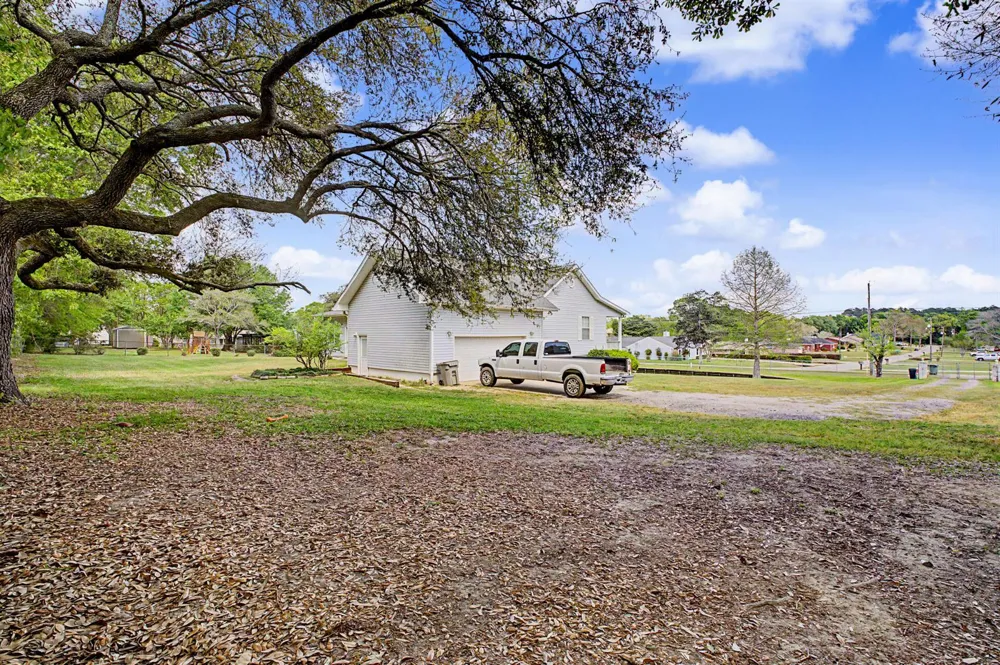 7327 Glidden Lane 