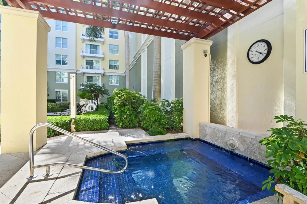 804 E Windward Way ##122 Lantana, FL 33462