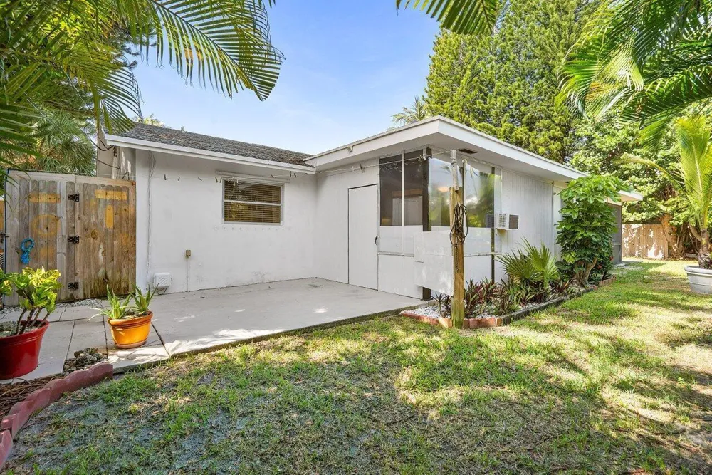 13 Sailfish Lane Ocean Ridge, FL 33435