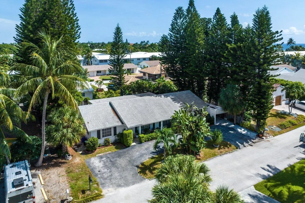 13 Sailfish Lane Ocean Ridge, FL 33435