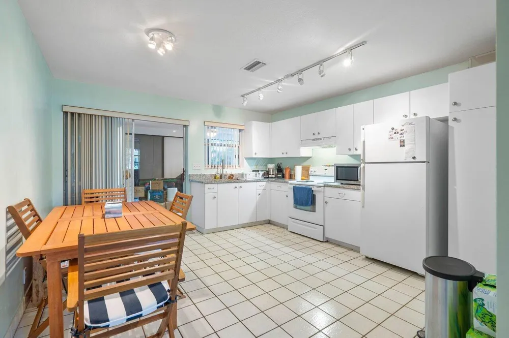 13 Sailfish Lane Ocean Ridge, FL 33435