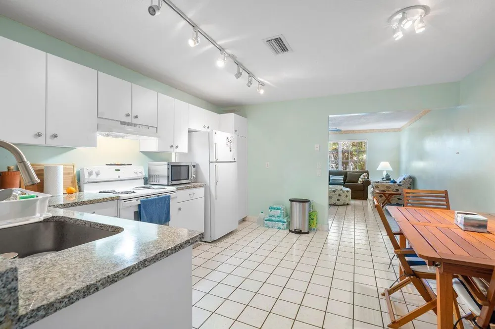 13 Sailfish Lane Ocean Ridge, FL 33435