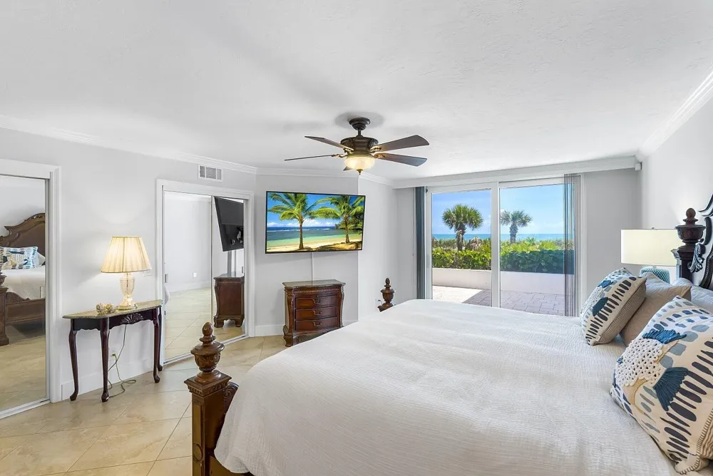 5790 Jimmy Buffett Mem Highway Vero Beach, FL 32963