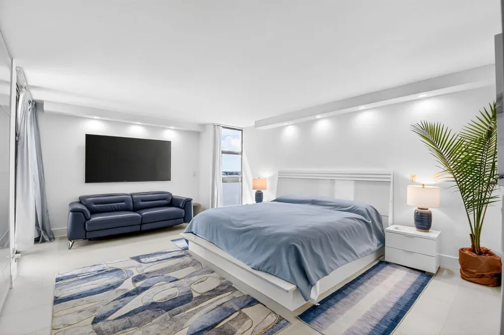 5540 Ocean Drive #9b Singer Island, FL 33404